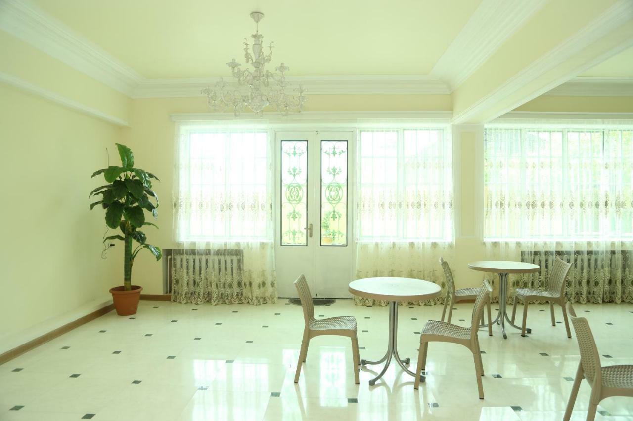 Apartments City On The Palm 트빌리시 외부 사진